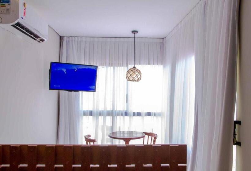 オーシャンビューデラックススイート, Surfcore House