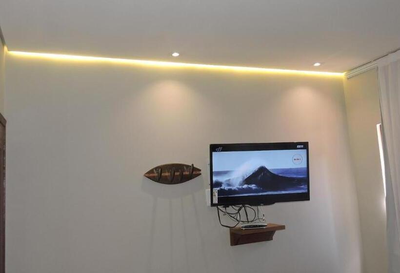 스위트, Surfcore House