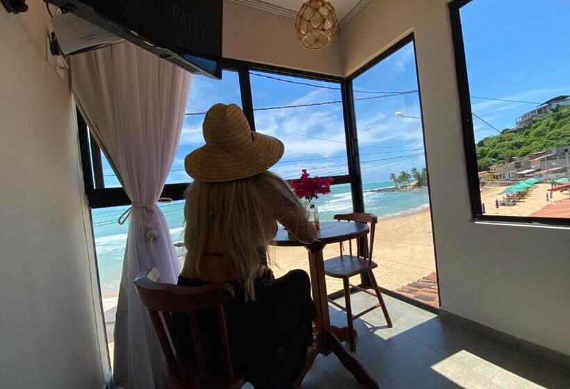 オーシャンビューデラックススイート, Surfcore House