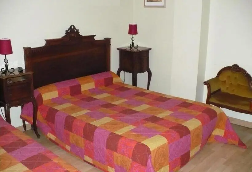 Standard Neljän Hengen Huone, Auberge La Pignata