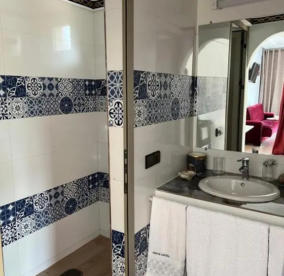 استودیوی لوکس, Maison D Hôtes La Ferme Aziza