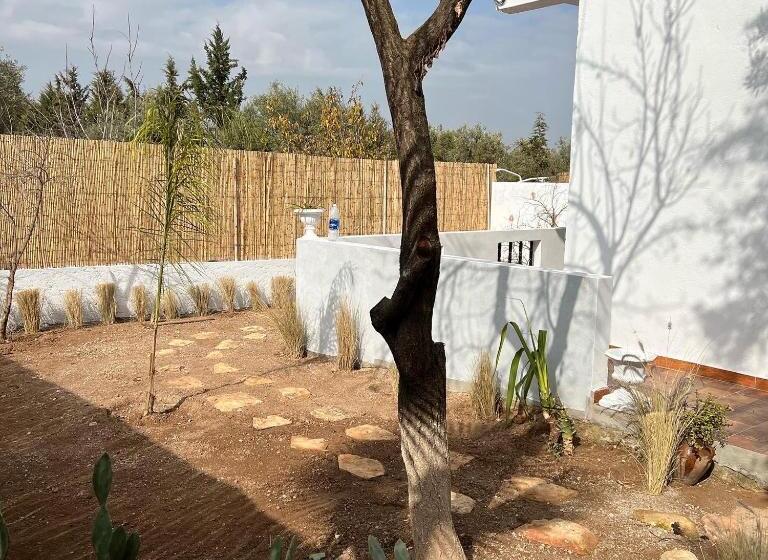 استودیوی لوکس, Maison D Hôtes La Ferme Aziza