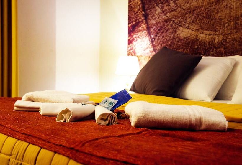 اتاق استاندارد با بالکن, Palombella & Restaurant