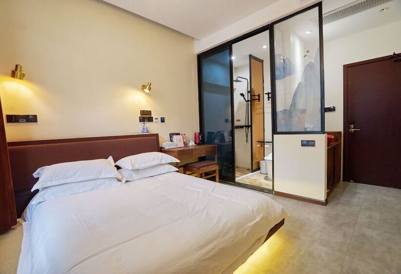 غرفة قياسية, Best Wishes Poetic Villa