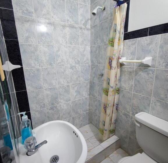 四人标准间, Nirvana Casa De Huéspedes