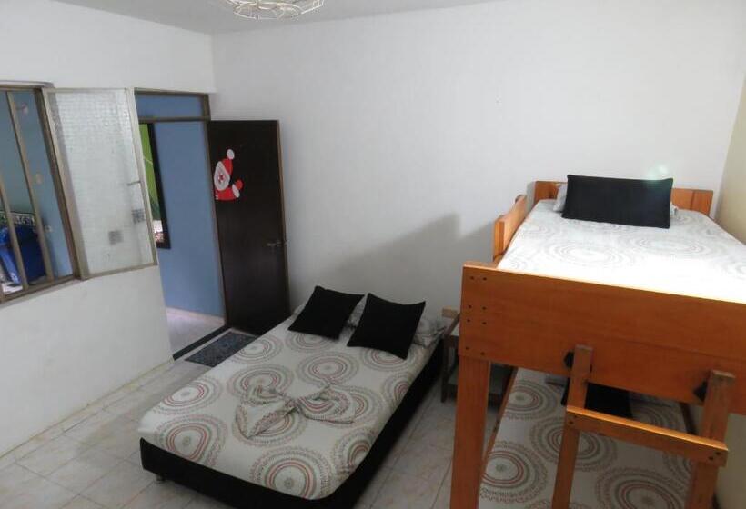 四人标准间, Nirvana Casa De Huéspedes