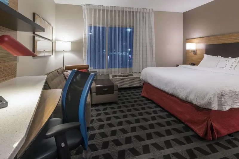 Standard-studio King-vuode, Towneplace Suites By Marriott Hays