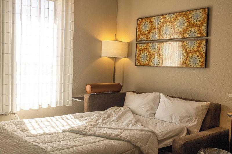 جناح سرير ملكى, Towneplace Suites By Marriott Hays