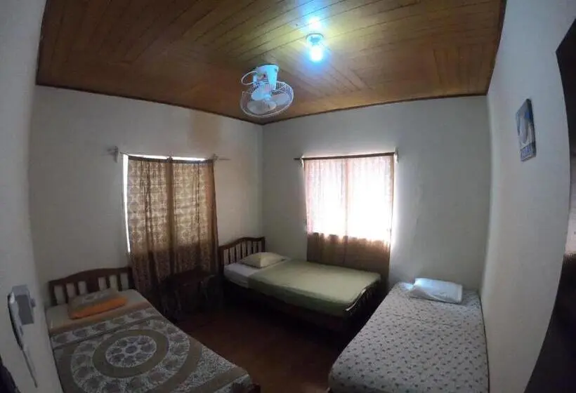 اتاق عادی, Hostal Augustos