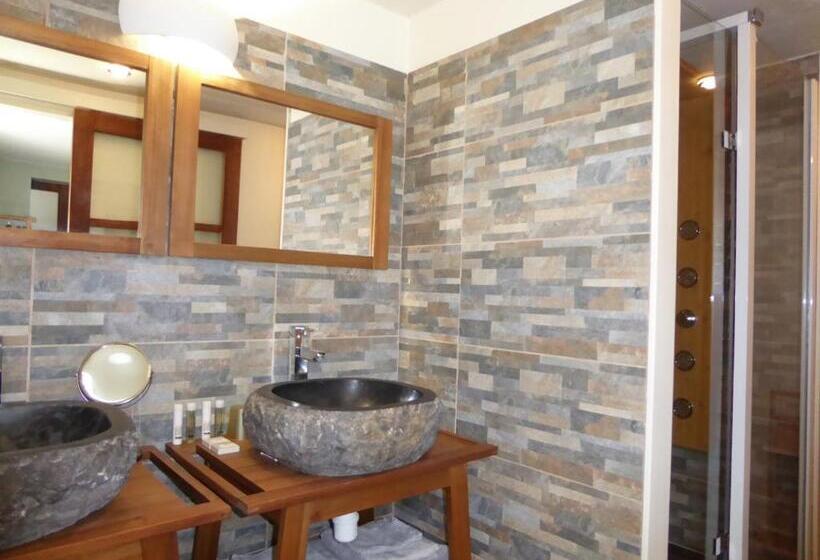 חדר משפתחתי סופריור, B&b A La Maison Blanche