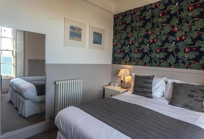 豪华海景房, 27 The Terrace