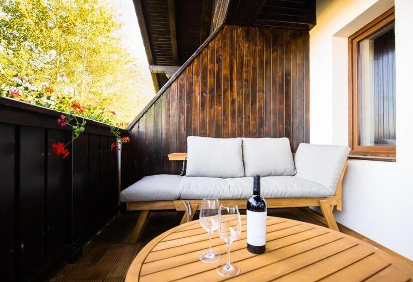 اتاق استاندارد با تخت بزرگ, Bran Monte Crai Chalet