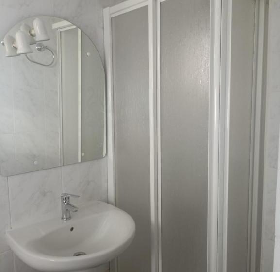 スタンダードルーム, Hostal El Desvío