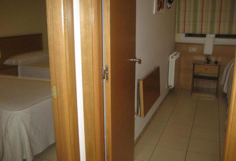 标准三人间, Pensión Residencia Caola