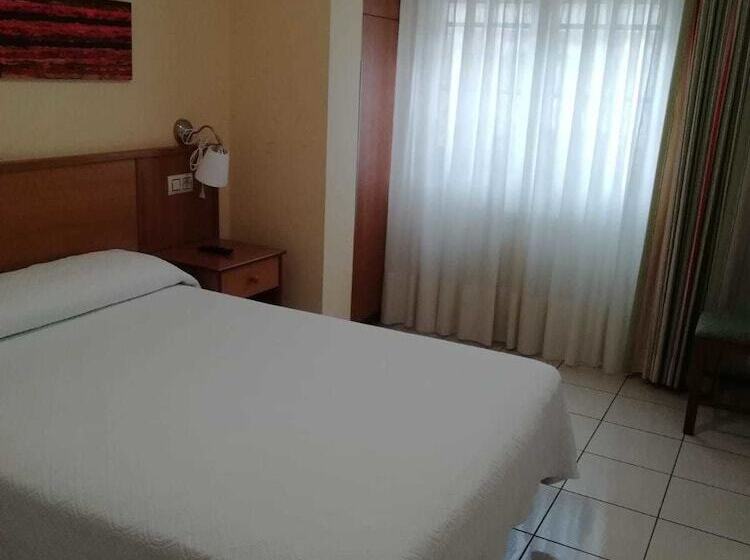 标准间, Pensión Residencia Caola