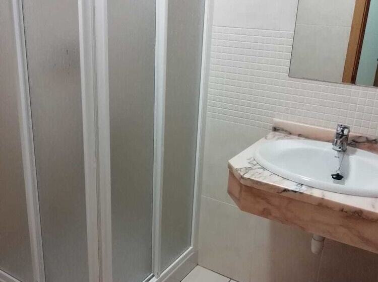 标准间, Pensión Residencia Caola