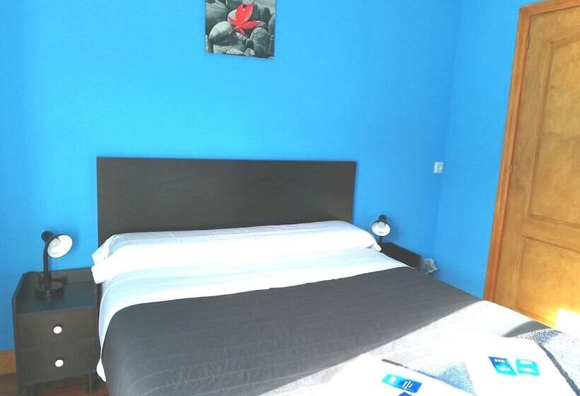 غرفة قياسية مزوَّدة بشُرفة, Txoko Maitea Pentsioa