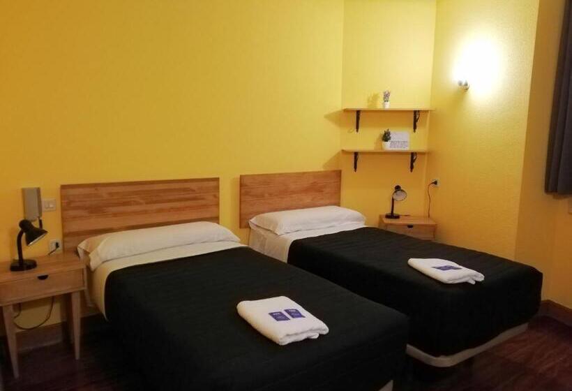 غرفة أساسية, Txoko Maitea Pentsioa