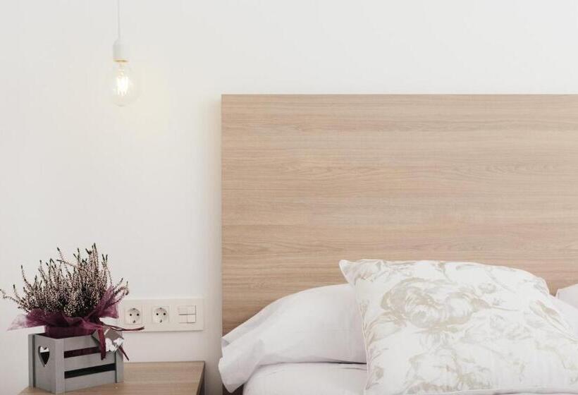 اتاق استاندارد با سرویس بهداشتی مشترک, Pension Del Mar