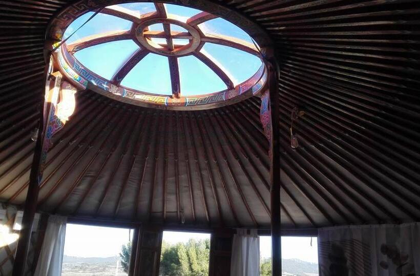 豪华套房, Campo De Reyes