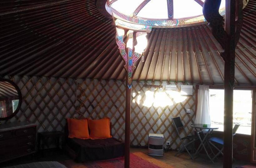 豪华套房, Campo De Reyes