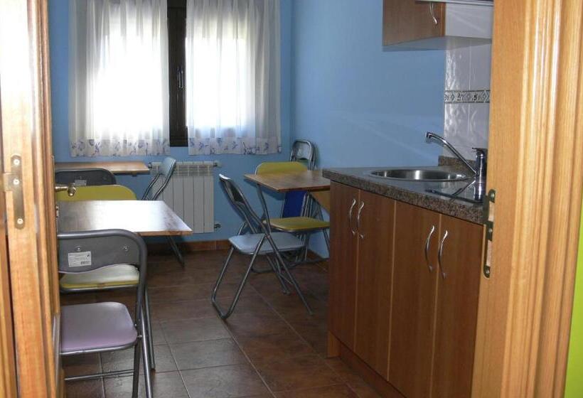 شقة غرفة واحدة, Casa Mariví