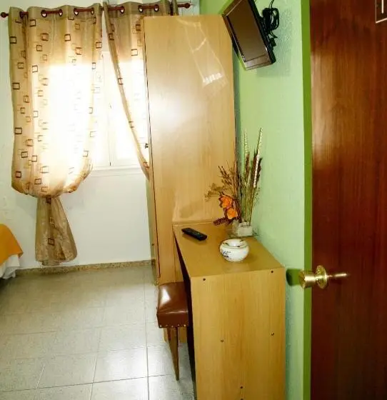 スタンダードシングルルーム, Hostal Asturias