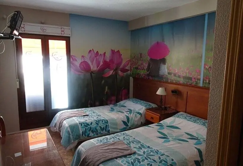 スタンダードルーム, Hostal González