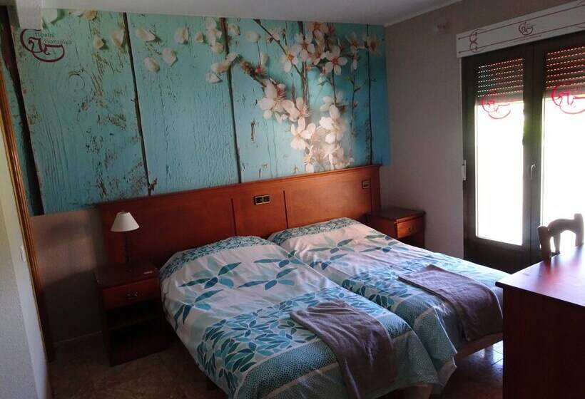 Номер Стандарт, Hostal González