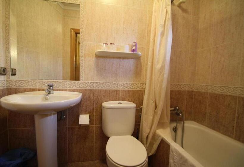 חדר סטנדרט, Hostal Restaurante Cuatro Caminos