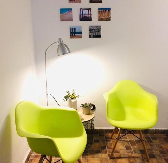 Camera Standard, Pensión La Cantarera