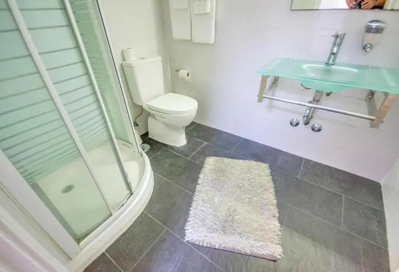 スタンダードルーム, Apartamentos 7 Saias Marginal
