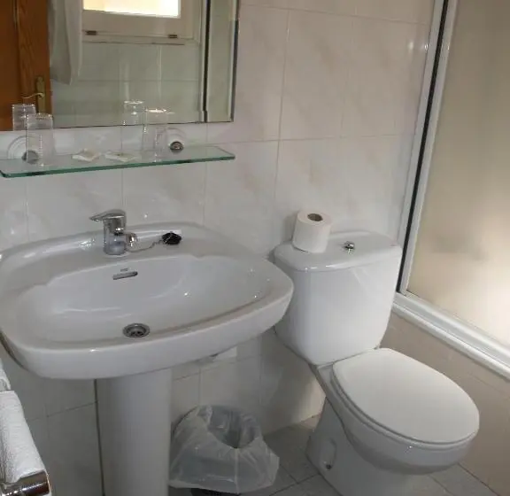 اتاق استاندارد, Hostal Barnes