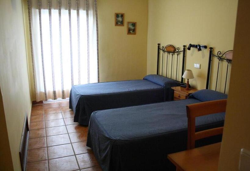 Номер Стандарт, Hostal La Balquina