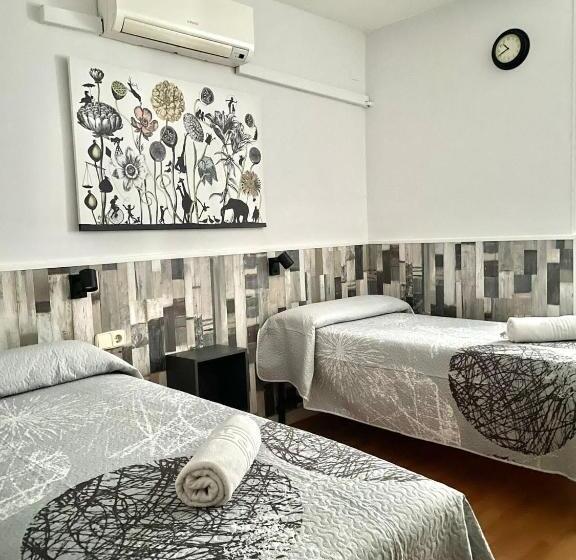 اتاق استاندارد, Hostal Restaurante Avenida De Madrid