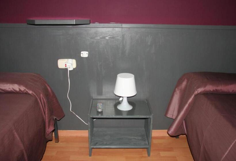 Номер Стандарт, Hostal Restaurante Avenida De Madrid