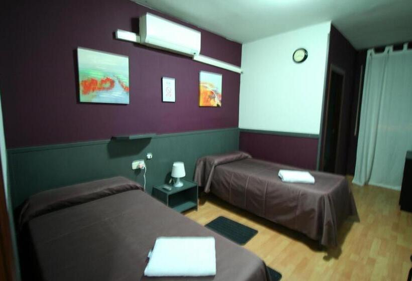 اتاق استاندارد, Hostal Restaurante Avenida De Madrid