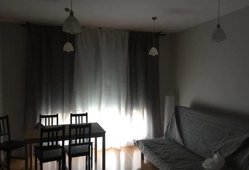 ２ベッドルームアパートメント, Hostal Restaurante Avenida De Madrid