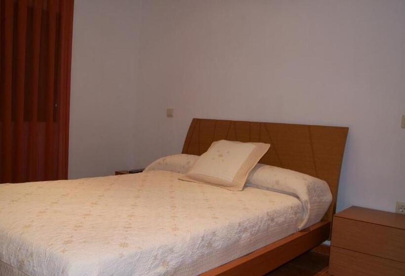 חדר דלוקס, Hostal Restaurante Bustos