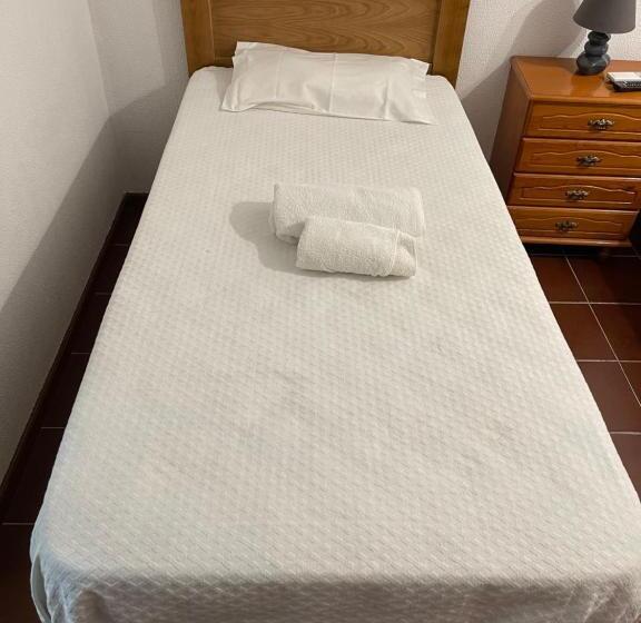 Номер Стандарт, Kualquer Koisa