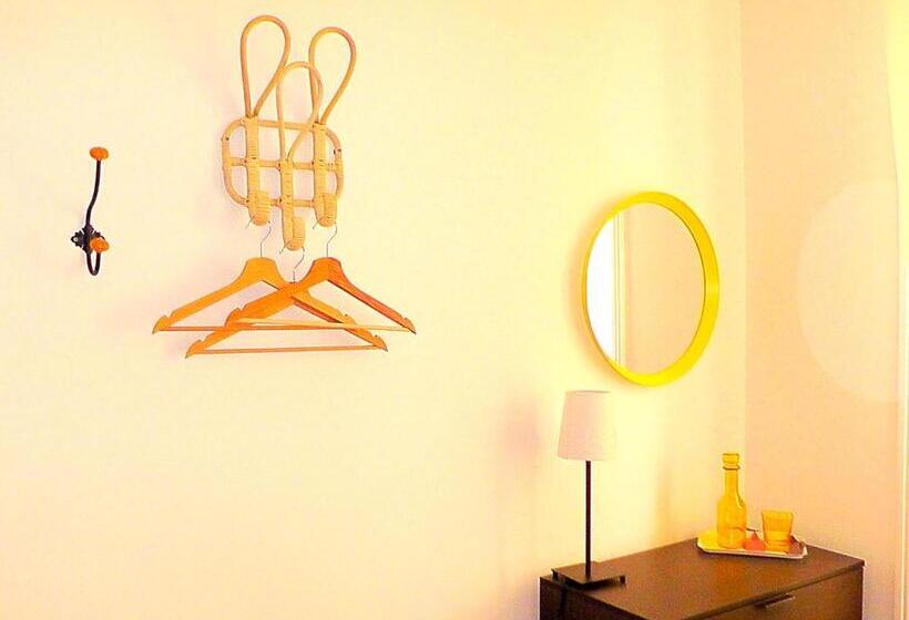 اتاق استاندارد یک نفره, Lisbonera Guest House