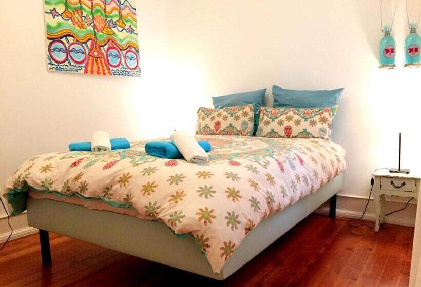 اتاق استاندارد با سرویس بهداشتی مشترک, Lisbonera Guest House