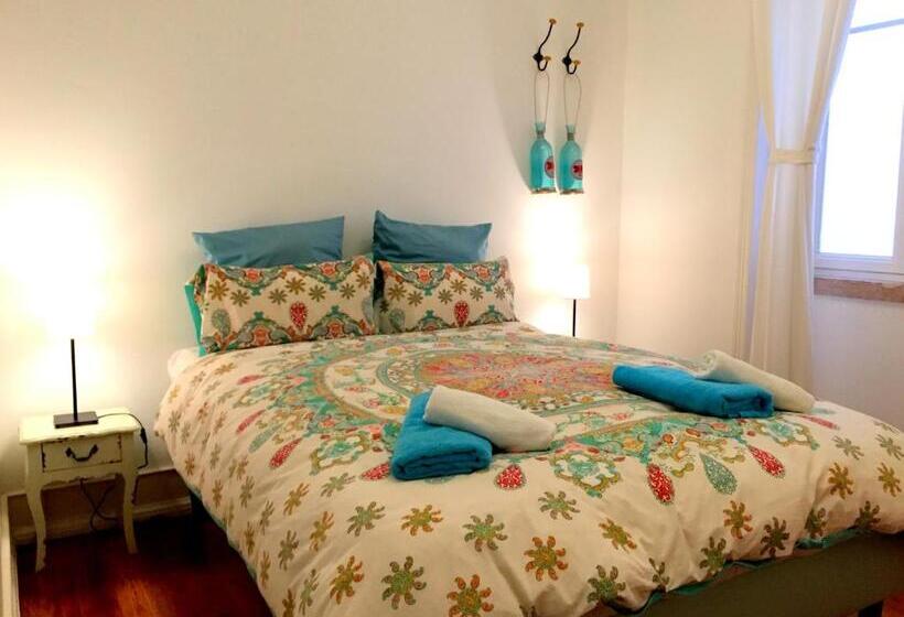 اتاق استاندارد با سرویس بهداشتی مشترک, Lisbonera Guest House