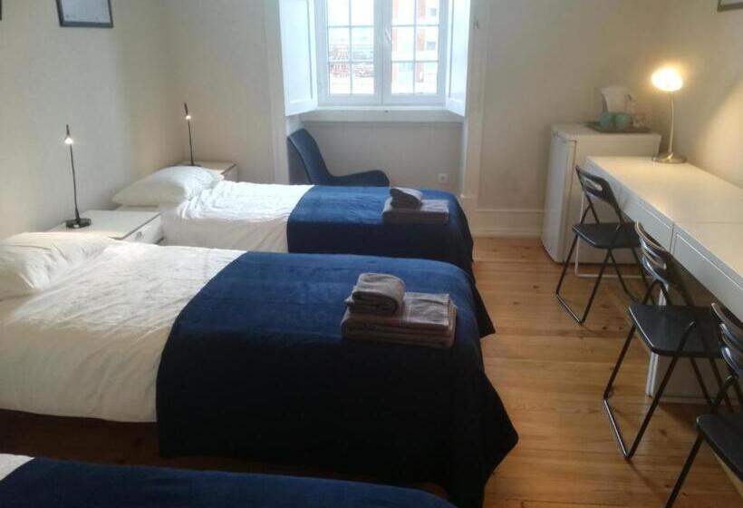 Cameră Triplă Standard cu Baie Comună, Lxroller Premium Guesthouse