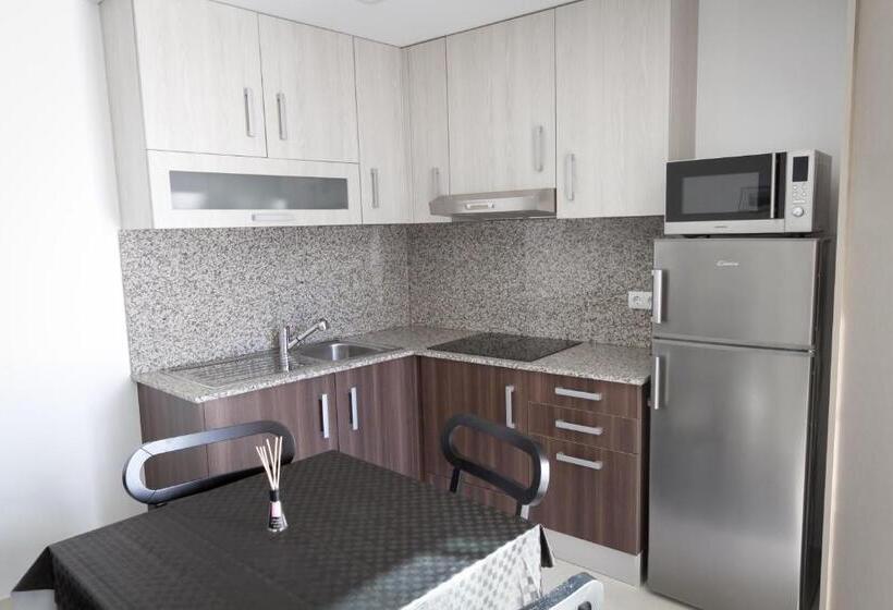 标准工作室, Peralux