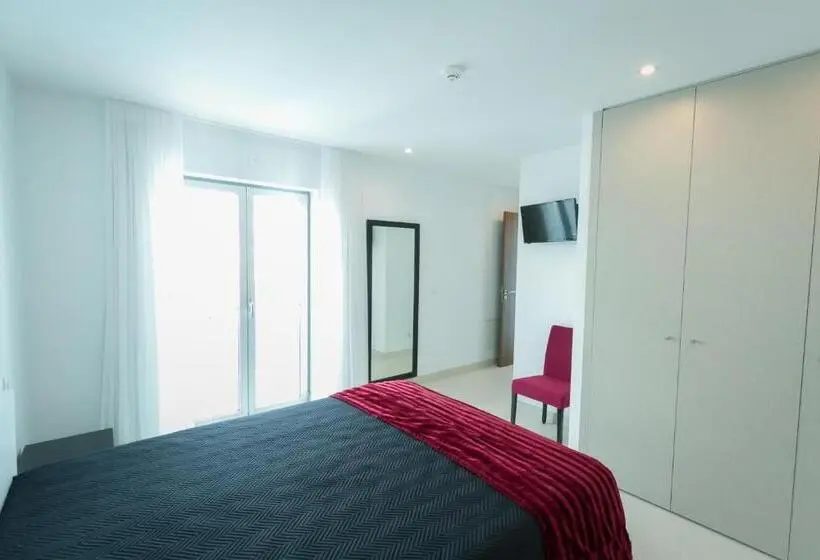 Apartament 2 Dormitoare, Peralux