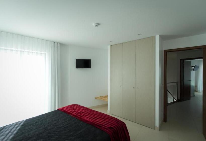 带3个卧室的公寓, Peralux