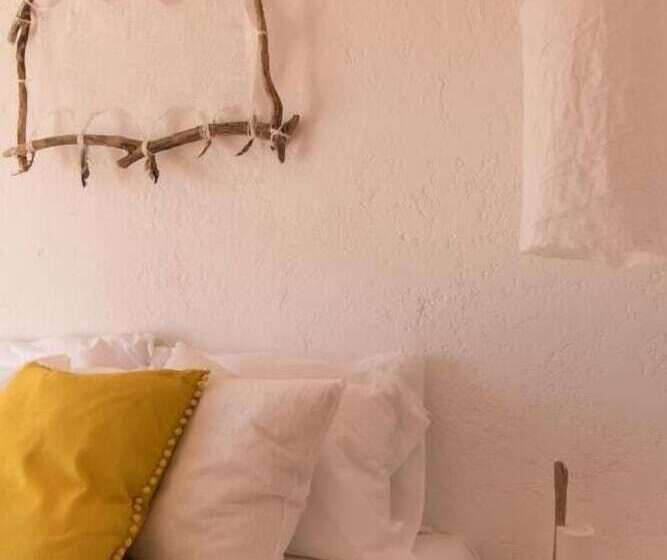 带阳台的豪华间, Utopia