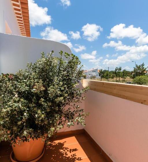 غرفة قياسية مزوَّدة بشُرفة, Utopia