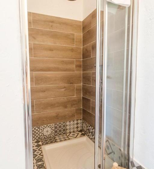 标准间带露台, Utopia